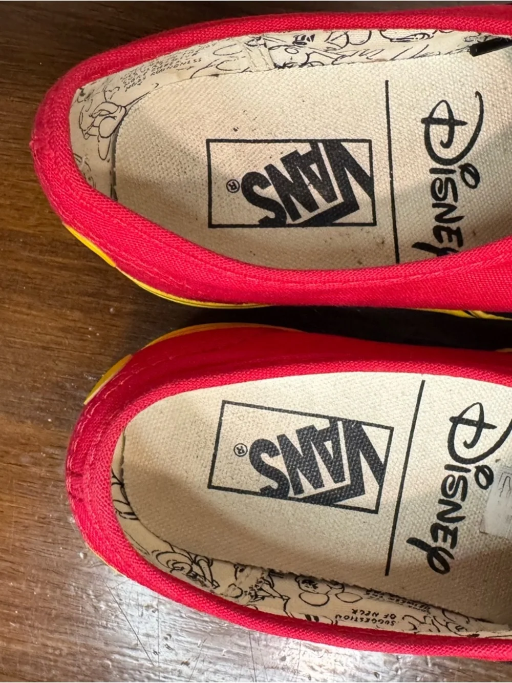 VANS x Disney 90th Anniversary Mickey Mouse Red Yellow Authentic M 4.5 W 6.0